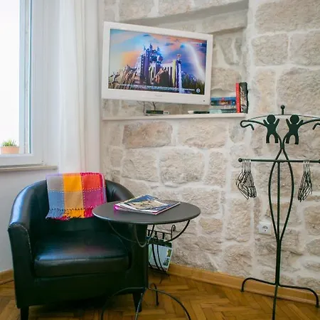Apartment Kanavelic Place - Old Town