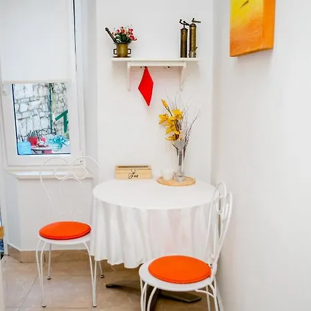 Kanavelic Place - Old Town شقة كورتْشولا