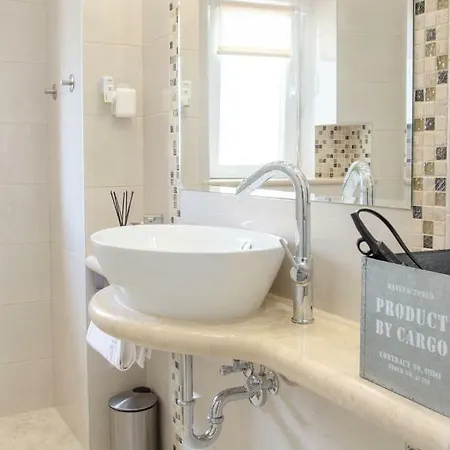 Kanavelic Place - Old Town Апартаменты Корчула